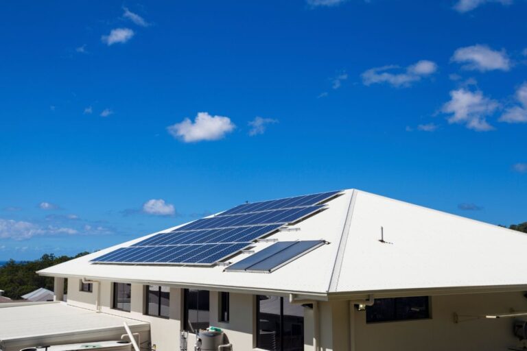 7 Reasons to do a Solar Panel Installation for Your Home in Los Angeles.